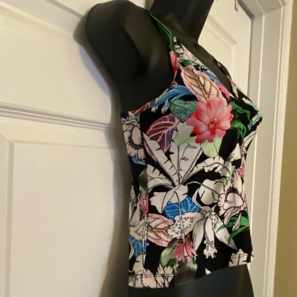 NWT 🌸 Spaghetti Strap Crop Top tank by Hot Kiss - Picture 9 of 12